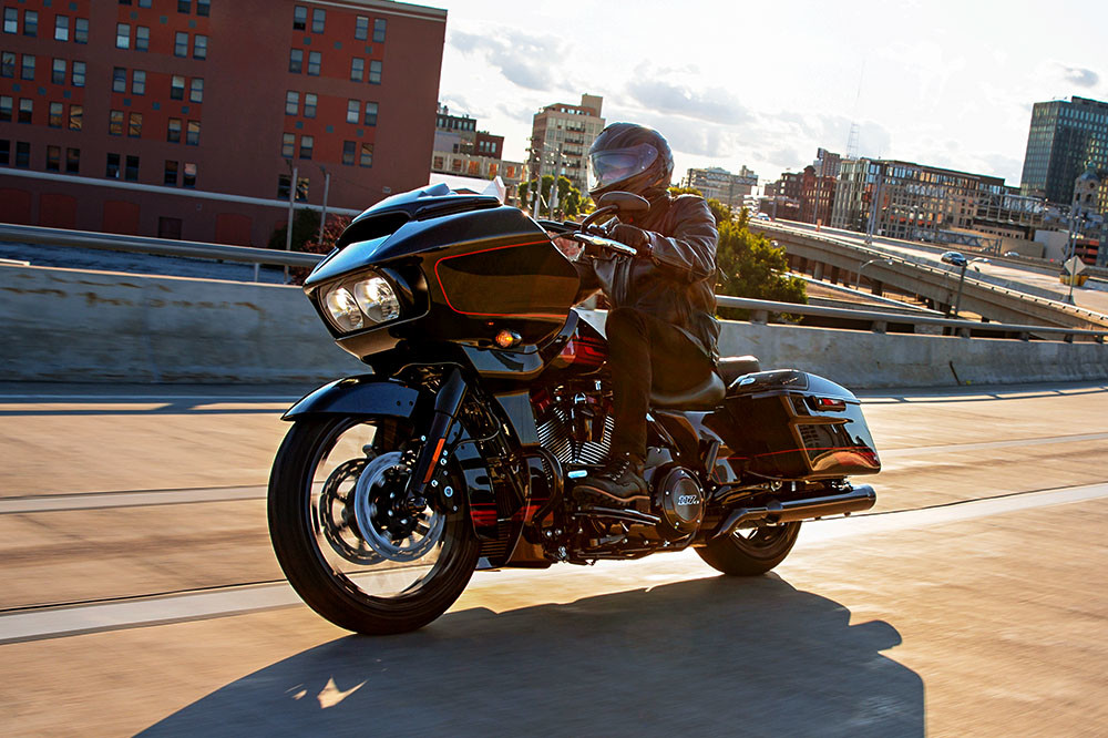 CVO<sup>™</sup>  Road Glide<sup>™</sup> Instagram image 2