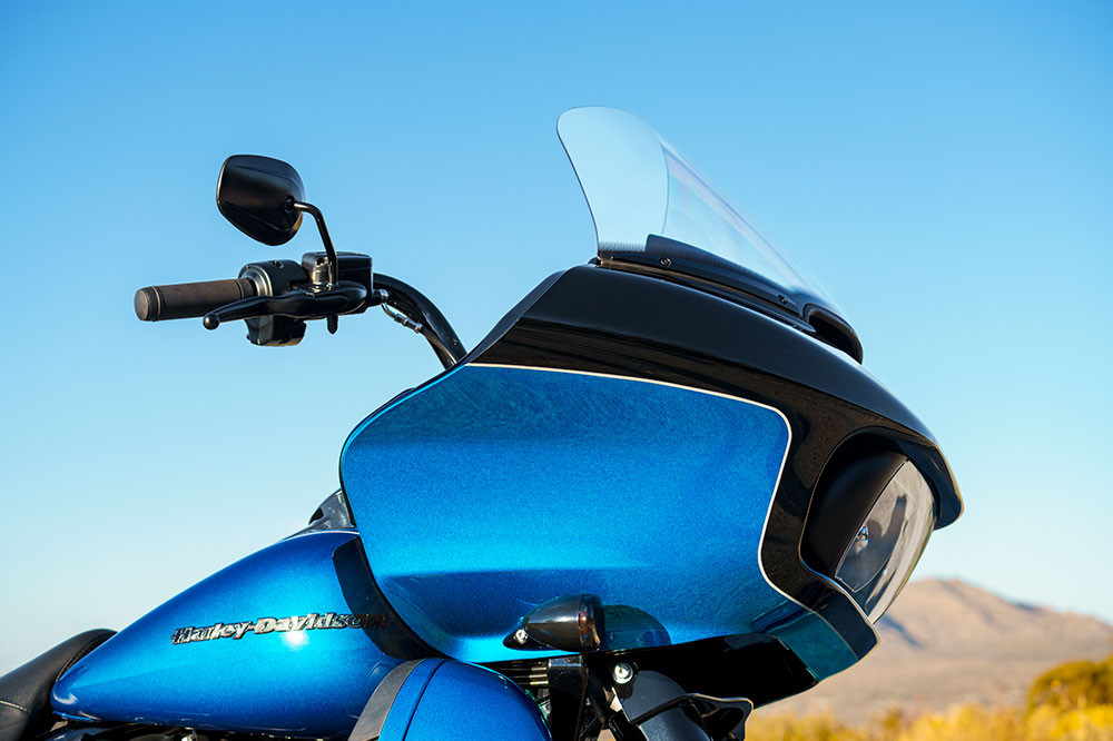 Road Glide<sup>™</sup> Limited Instagram image 1