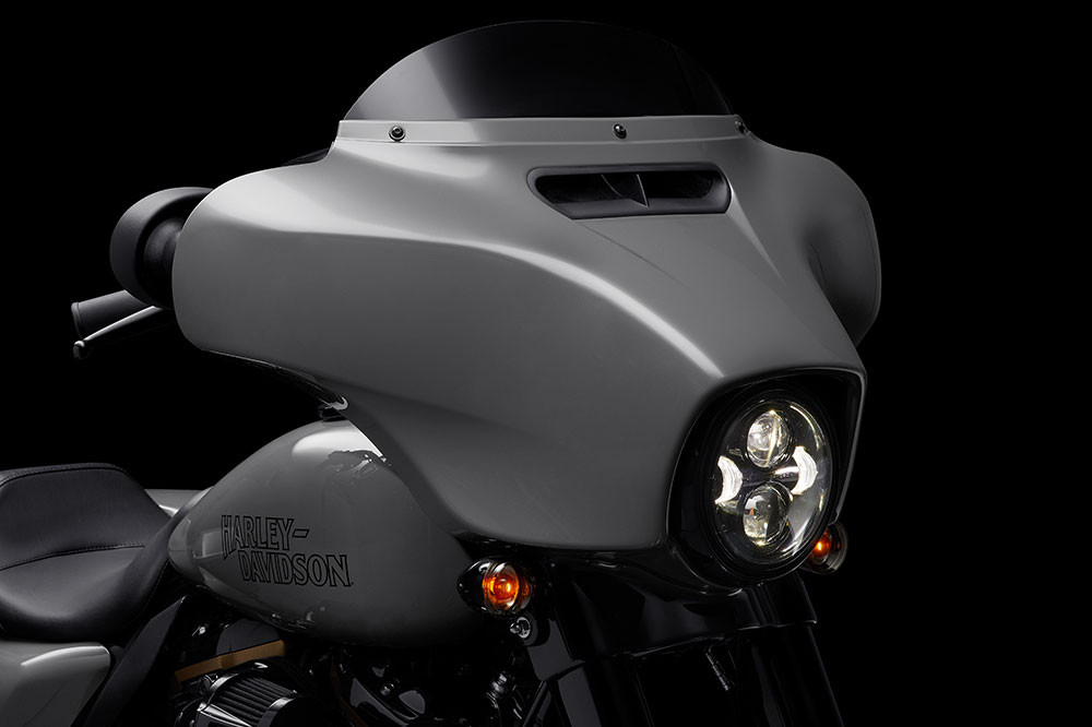 Street Glide<sup>™</sup> ST Instagram image 1